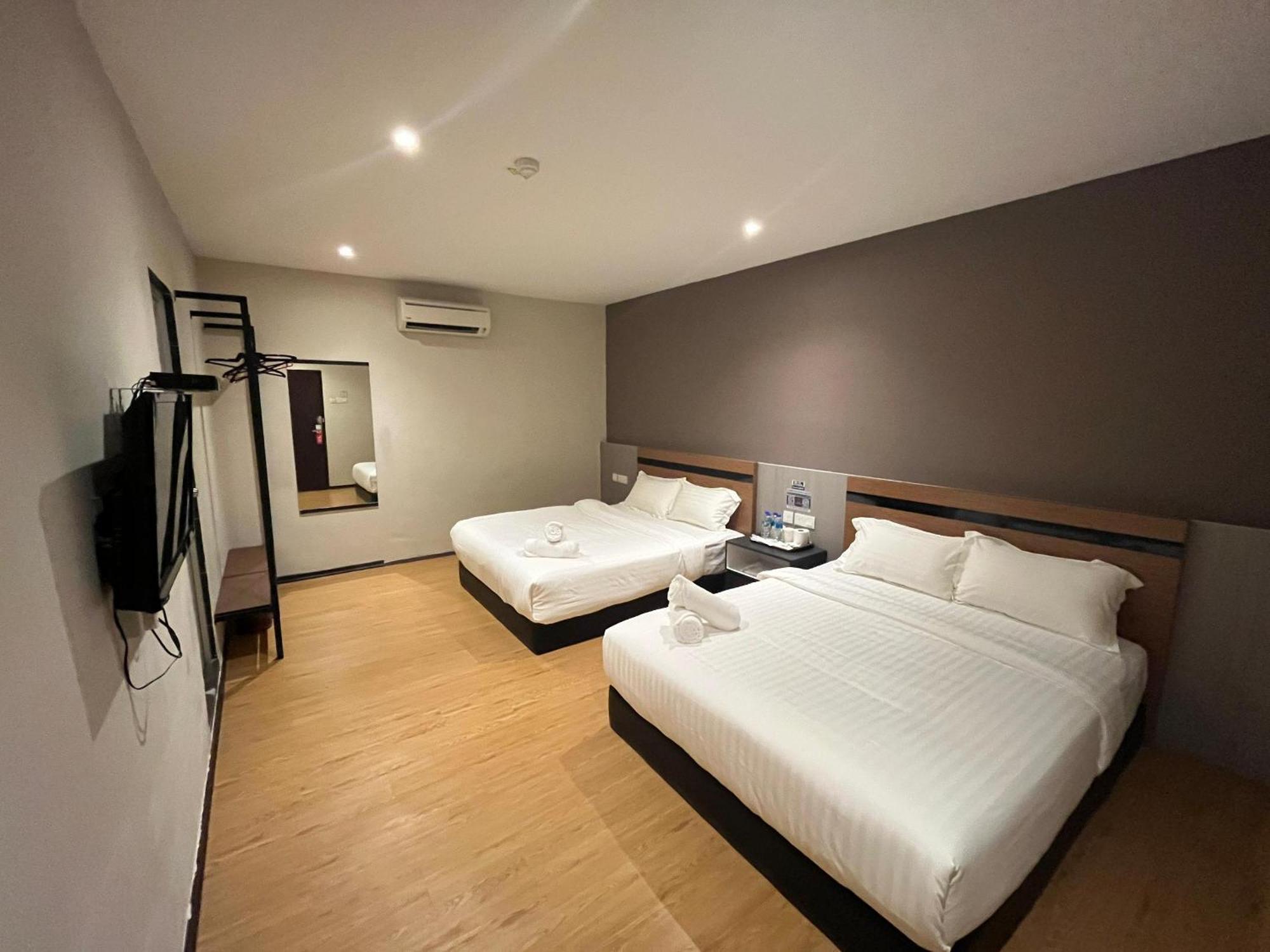 Havona Hotel - Bandar Putra Kulai - Self Check-In Kültér fotó